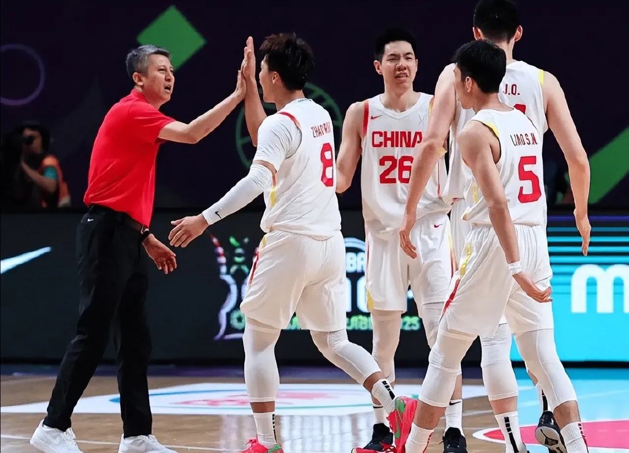 包含山东泰山赛前单刀错失，志在欧篮联名次提升，管理层满意，心理建设被强调的词条