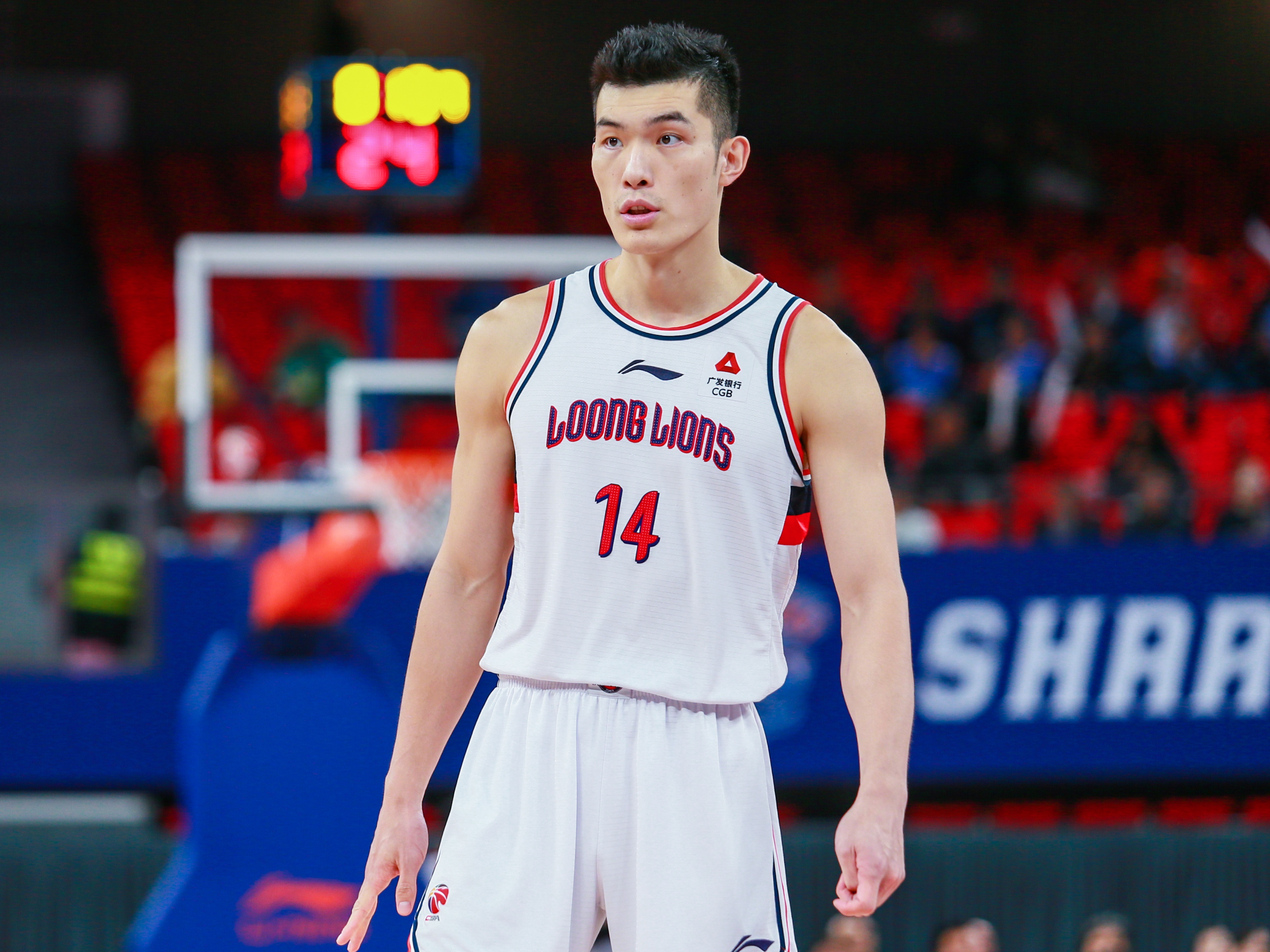 关键时刻CBA季后赛传出新动向，金州勇士迎来里程碑，管理层表态——悬念犹存，资深球员宣示担当的简单介绍